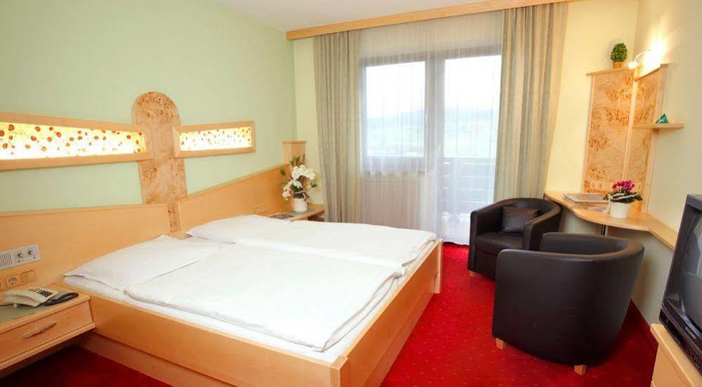 Hotel Boehmerwaldhof Ulrichsberg Esterno foto